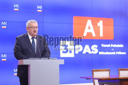 Konferencja prasowa Andrzeja Adamczyka