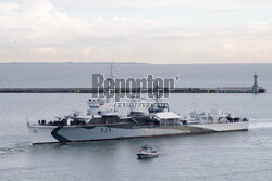 ORP Błyskawica odholowany do Portu Wojennego Oksywie