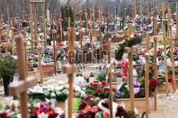 Nowe kwatery i nowe groby na największym cmentarzu Gdańska