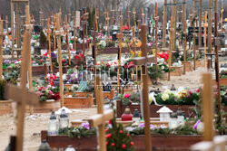 Nowe kwatery i nowe groby na największym cmentarzu Gdańska