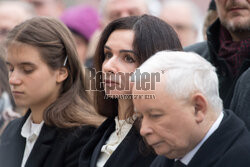 Jarosław Kaczyński na odsłonięciu tablicy Lecha Kaczyńskiego w IPN w Gdańsku