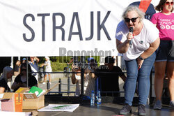 Demonstracja "Aborcja! Tak!" przed Sejmem