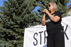 Demonstracja "Aborcja! Tak!" przed Sejmem