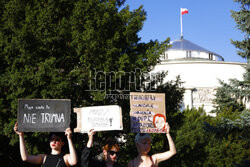 Demonstracja "Aborcja! Tak!" przed Sejmem