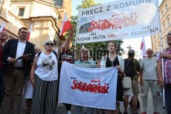 Protest  "Stop obrażaniu chrześcijan".