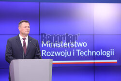 Konferencja ministra rozwoju i technologii