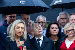 Konferencja Jarosława Kaczyńskiego na Placu Piłsudskiego