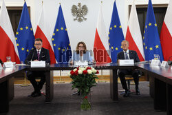 Konferencja "Drogi wyjścia z kryzysu konstytucyjnego"