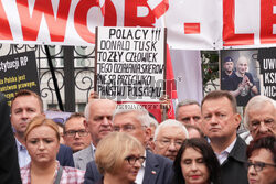 Protest PiS przed Ministerstwem Sprawiedliwości