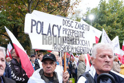 Protest PiS przed Ministerstwem Sprawiedliwości