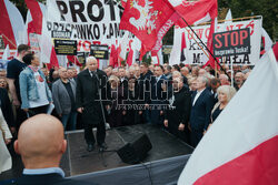 Protest PiS przed Ministerstwem Sprawiedliwości