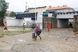 Miasta po przejściu fali powodziowej