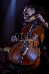 Apocalyptica Plays Metallica w Progresji