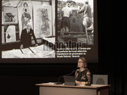 Konferencja polskich archeologow w Luwrze