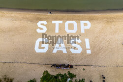 STOP GAS! happening aktywistów Greenpeace w Gdańsku