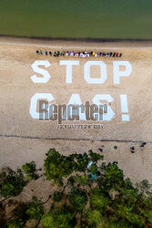 STOP GAS! happening aktywistów Greenpeace w Gdańsku