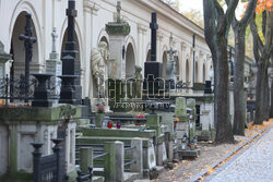 Konferencja prasowa Społecznego Komitetu Opieki nad Starymi  Powązkami