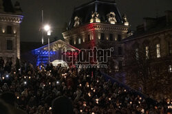 Powrót figury Matki Boskiej z Dzieciatkiem do katedry Notre-Dame w Paryzu