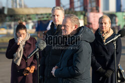 Donald Tusk w Porcie Gdańsk