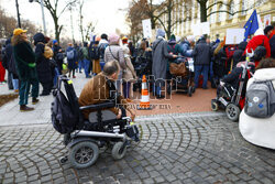 Protest w sprawie ustawy o asystencji osobistej dla OzN