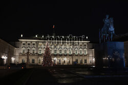 Świąteczna iluminacja na Trakcie Królewskim