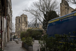 Katedra Notre-Dame w Paryzu przed otwarciem