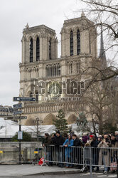 Katedra Notre-Dame w Paryzu przed otwarciem