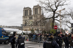 Katedra Notre-Dame w Paryzu przed otwarciem