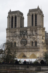 Katedra Notre-Dame w Paryzu przed otwarciem