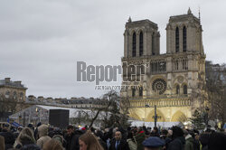 Katedra Notre-Dame w Paryzu przed otwarciem