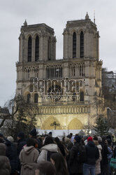 Katedra Notre-Dame w Paryzu przed otwarciem