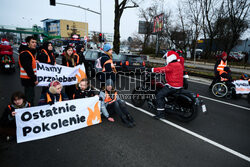 Ostatnie Pokolenie - blokada ul. Czerniakowskiej