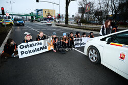 Ostatnie Pokolenie - blokada ul. Czerniakowskiej