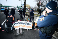 Ostatnie Pokolenie - blokada ul. Czerniakowskiej